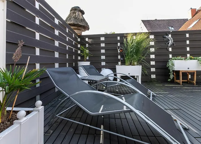 Am Historischen Markt Friedrichstadt